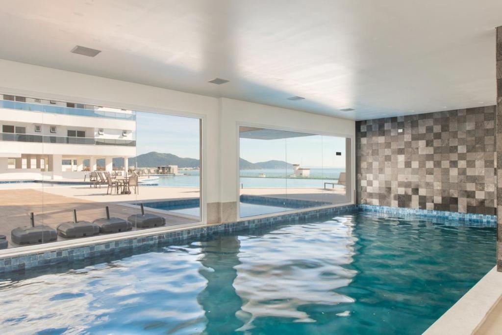 Apartamento Maravilhoso Com Piscina E Vista Mar Mirante Home Club Florianópolis Dış mekan fotoğraf